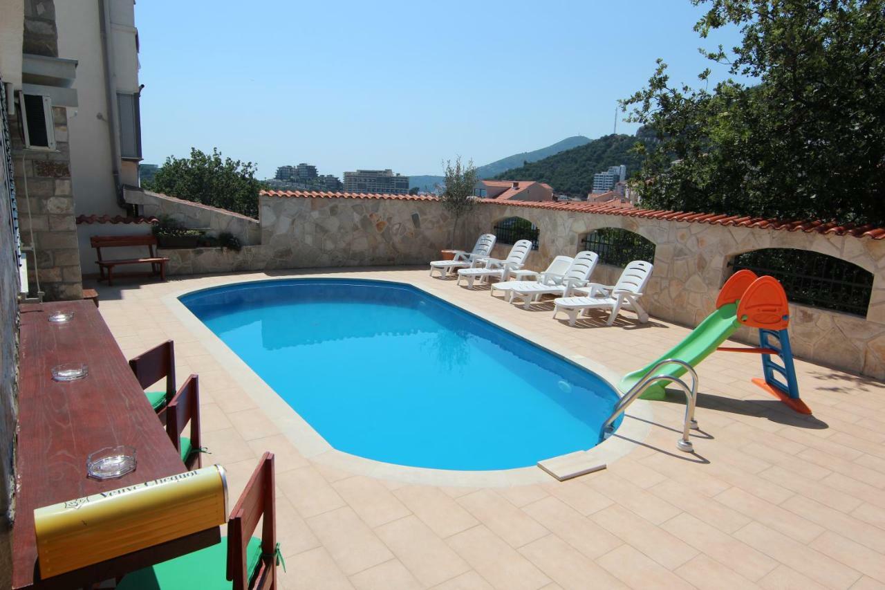 Lux M & A Apartments Budva Luaran gambar